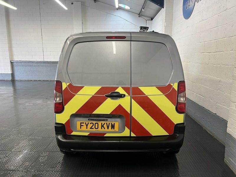 Used Peugeot Partner S 131 HP (96 kW) 2020 Grey MPV