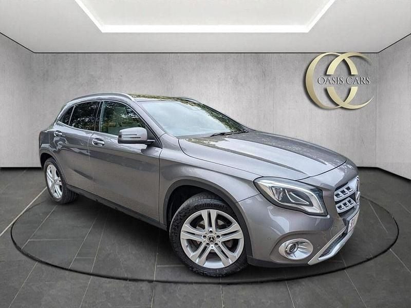 Grey Used 2017 Mercedes GLA200 Premium SUV | £14,775 (A bit pricey) - Image 1/4