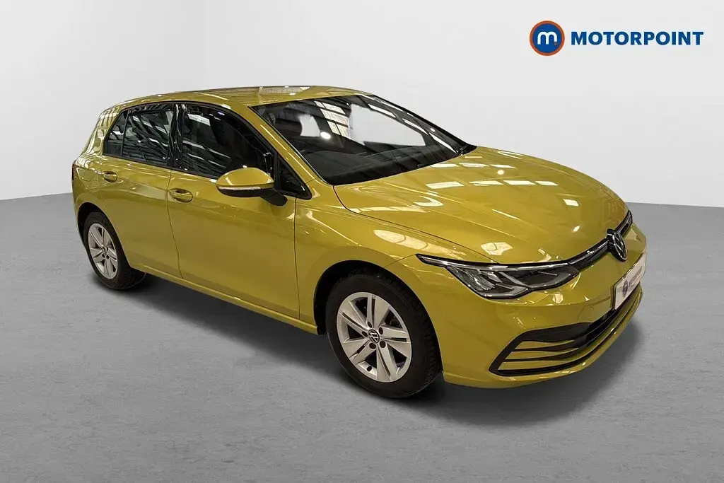 Used VW Golf VIII Life 116 HP (85 kW) 2023 Hatchback
