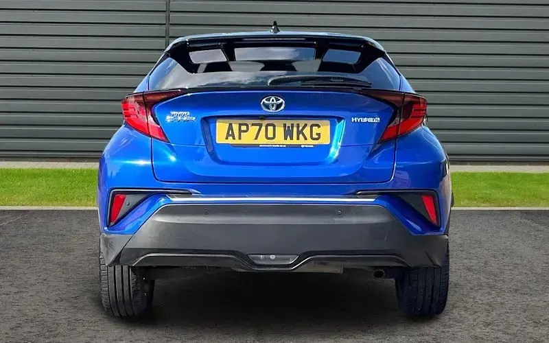 Used Toyota C-HR 122 HP (89 kW) 2020 Blue SUV