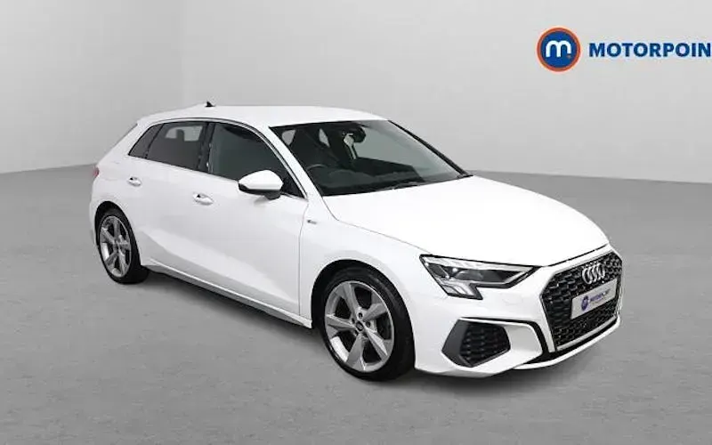 Second-hand Audi A3 Sportback S-Line 150 CP (110 kW) 2024 Hatchback