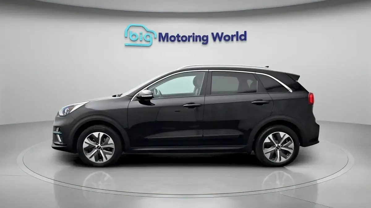 Begagnad Kia e-Niro 147 kW (201 HK) 2022 SUV