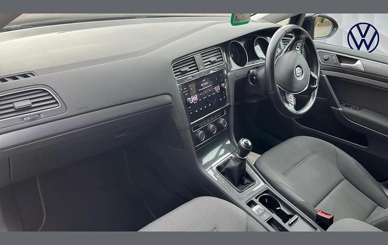 Used VW Golf VII SE 150 HP (110 kW) 2018 Black Hatchback