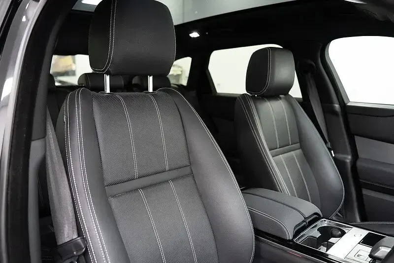 Used Land Rover Range Rover Velar SE Dynamic 2023 Black SUV