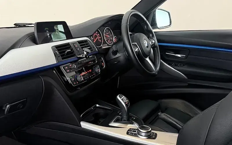Used BMW 320 M Sport 190 HP (139 kW) 2018 White Sedan