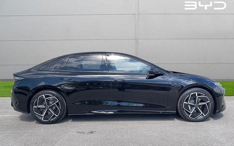 New BYD Seal 389 kW (530 HP) 2026 Sedan