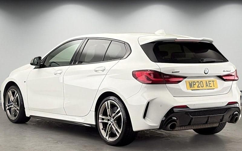Usado BMW M135 306 HP (225 kW) 2024 Citadino