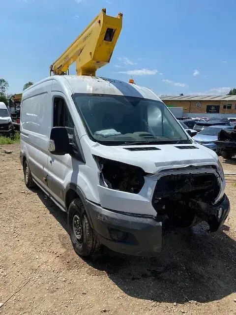 Used Ford Transit 125 HP (91 kW) 2016 White Van