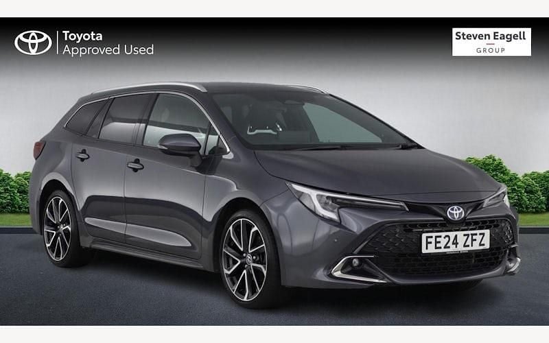 Used 2025 Toyota Corolla Estate | £25,469 (Fair price) - Image 1/4