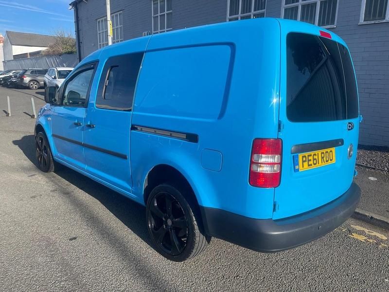 Used VW Caddy Maxi 102 HP (75 kW) 2011 Blue MPV