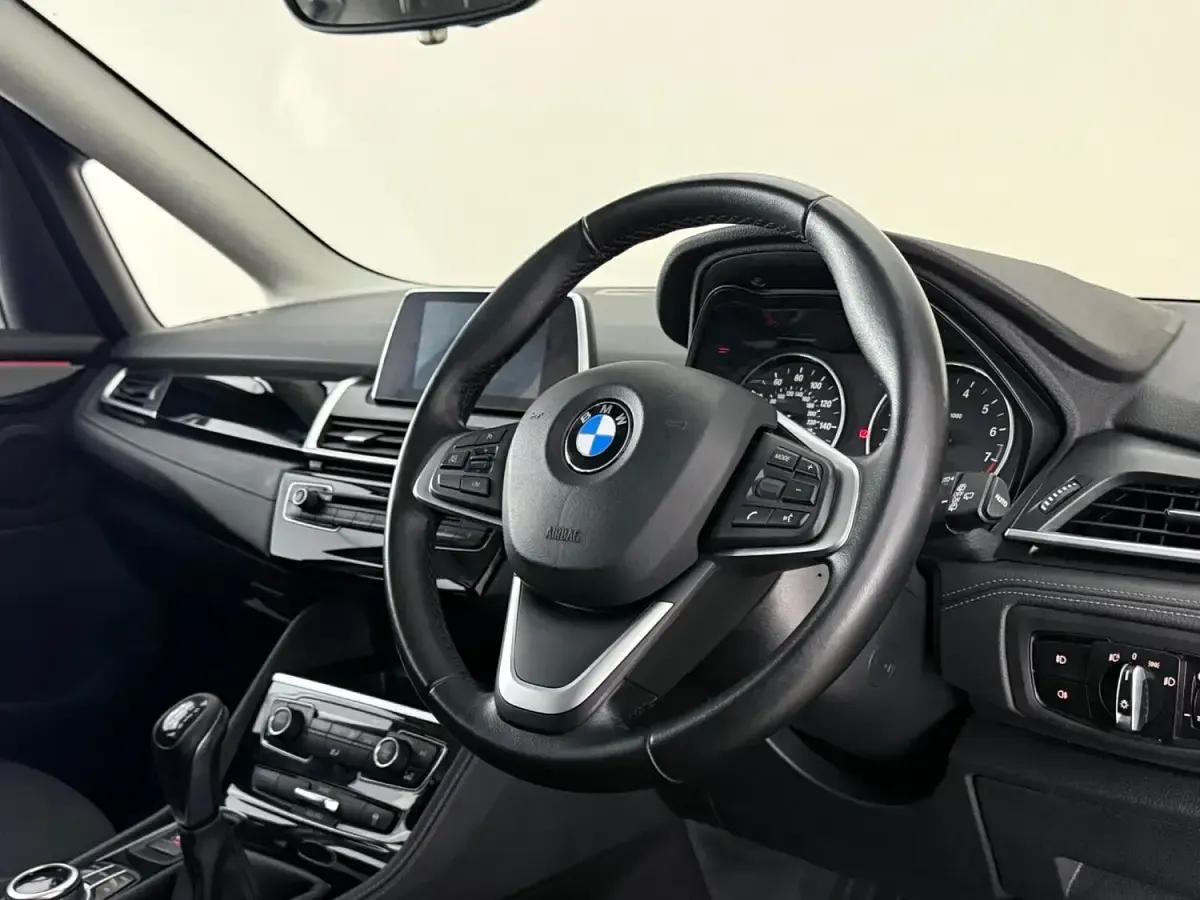 Used BMW 218 Sport Line 2018 Black Hatchback