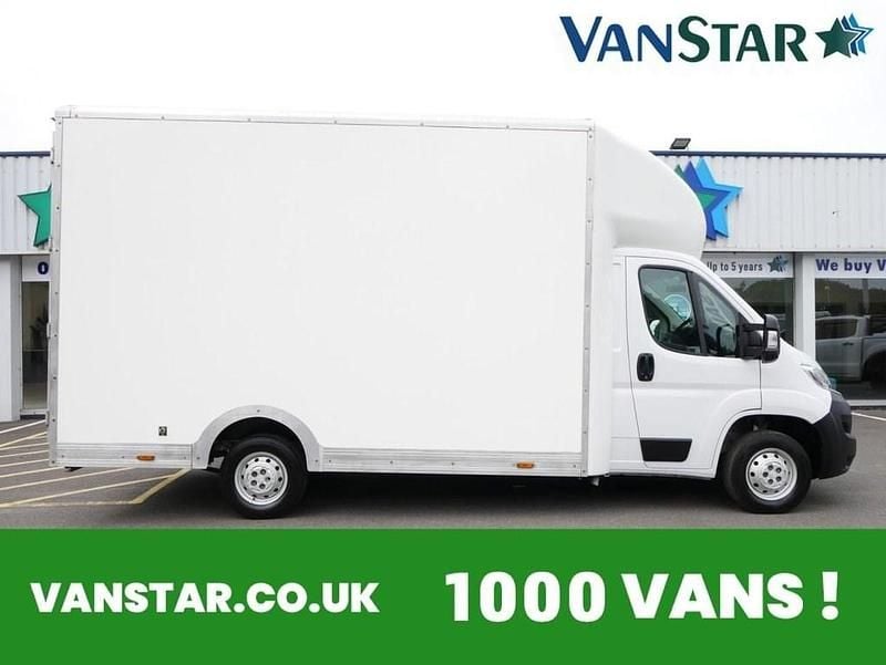 Used Citroën Relay 140 HP (102 kW) 2022 White Van