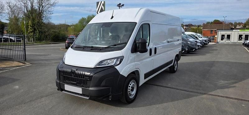 Nouă Peugeot Boxer S 138 CP (101 kW) 2026 Alb Van