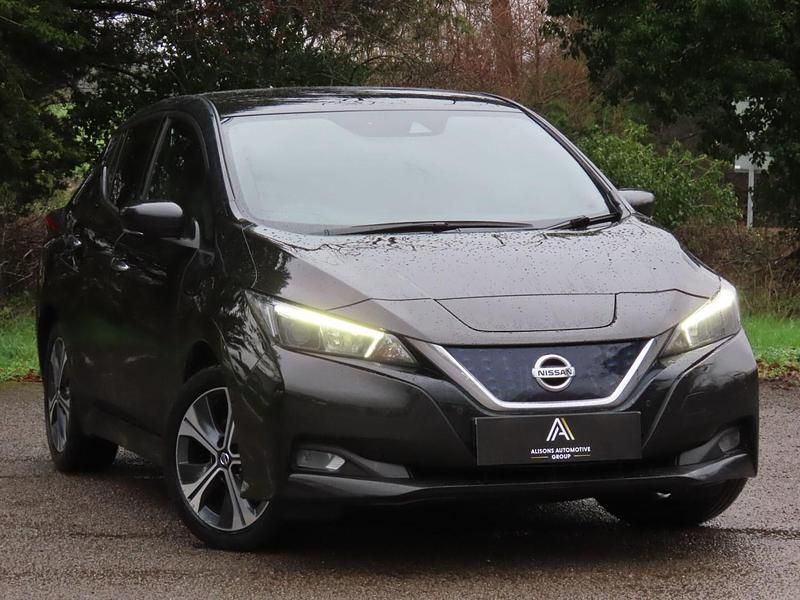 Used Nissan Leaf 110 kW (150 HP) 2021 Black Hatchback