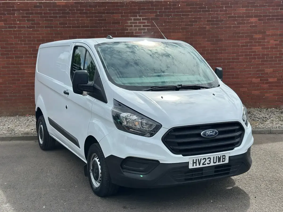Used Ford Transit Custom 105 HP (77 kW) 2023 White Van