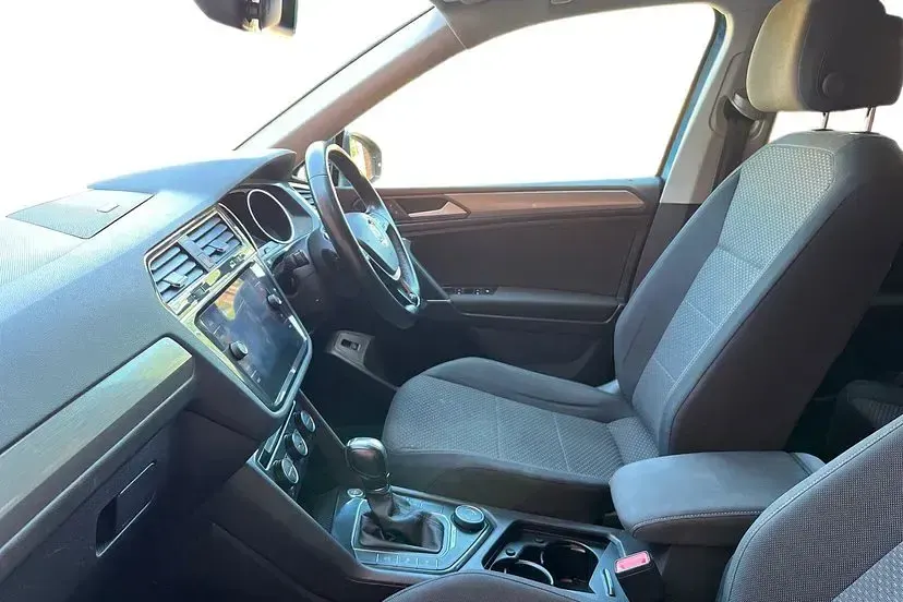 Used VW Tiguan Allspace Match 150 HP (110 kW) 2019 Blue silk SUV