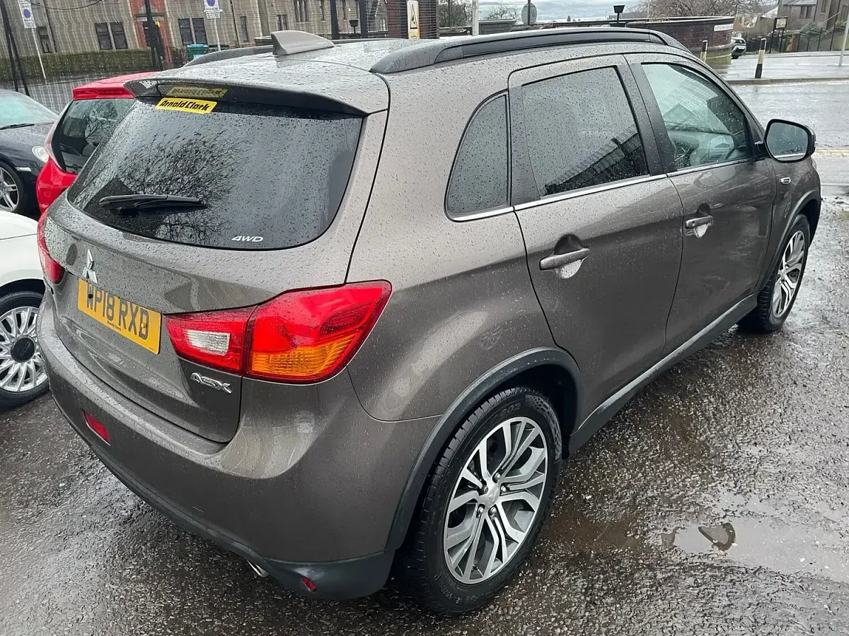 Used Mitsubishi ASX 112 HP (82 kW) 2018 Brown SUV