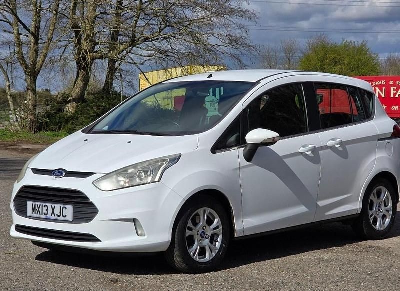 Used Ford B-MAX Zetec 2013 White MPV