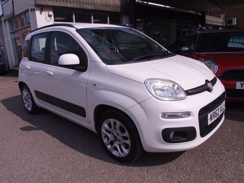 White Used 2012 Fiat Panda Lounge Hatchback | £5,375 (Fair price) - Image 1/4