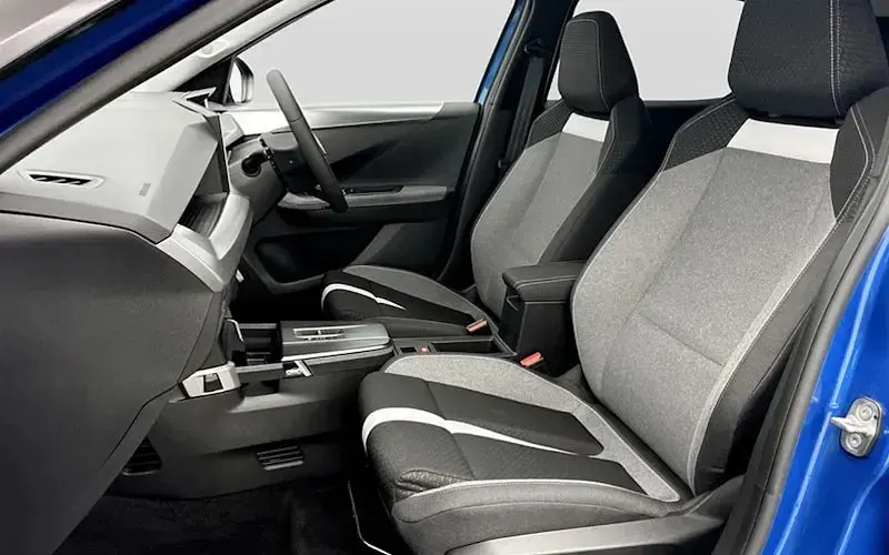Used Vauxhall Frontera 83 kW (113 HP) 2026 Blue SUV