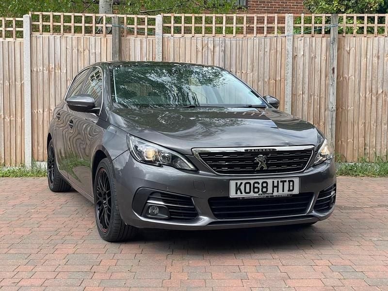 Used Peugeot 308 Allure 130 HP (95 kW) 2019 Grey Hatchback