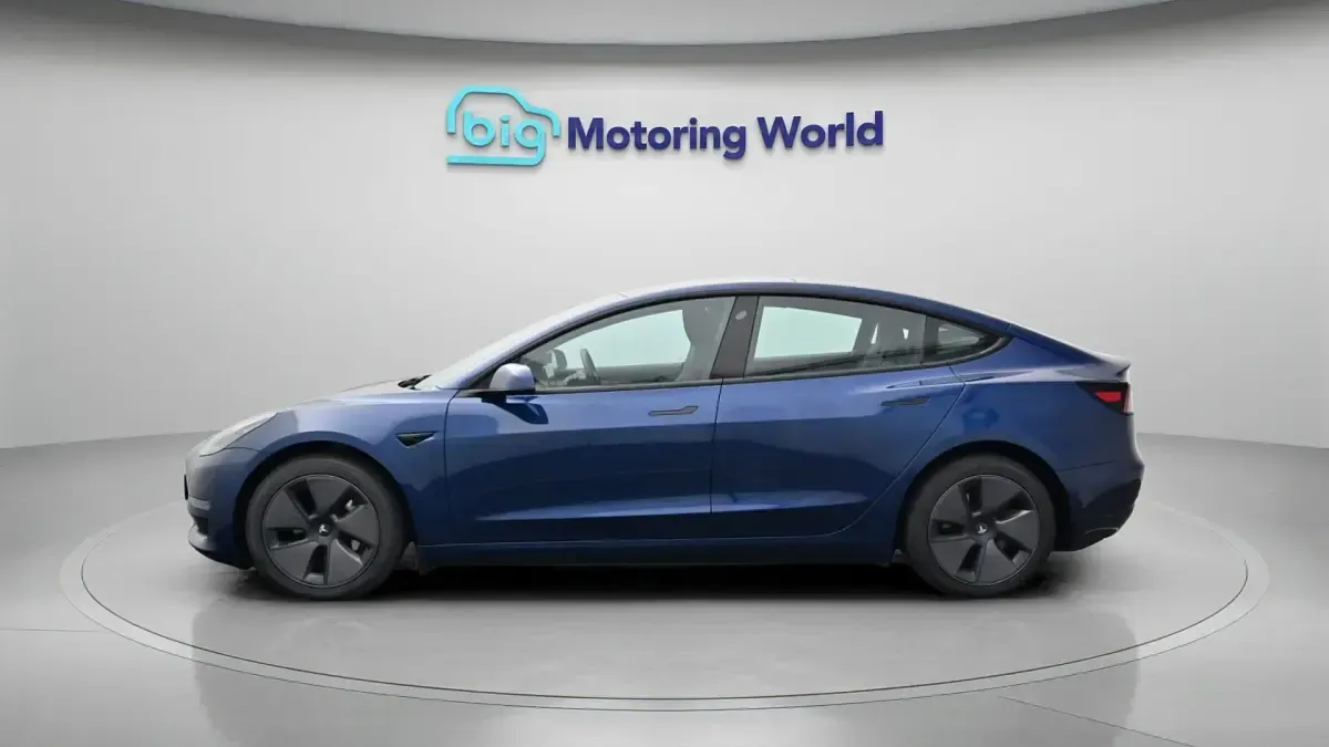 Used Tesla Model 3 Long Range AWD 366 kW (498 HP) 2022 Blue Sedan