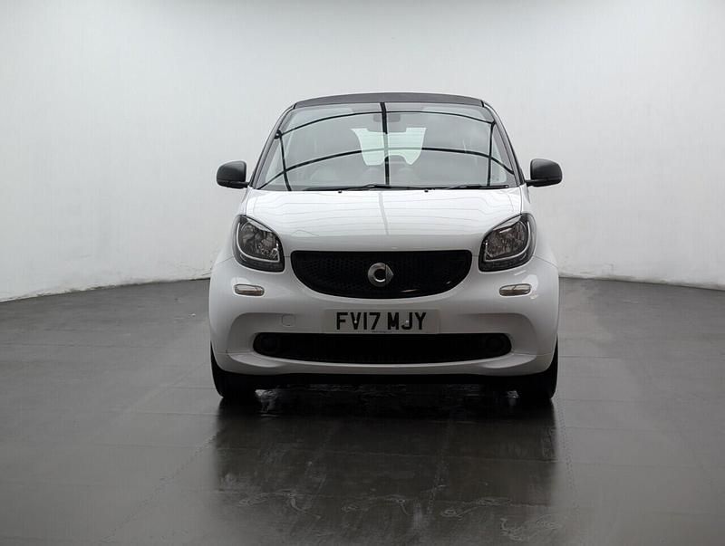 Used Smart ForTwo Coupé Passion 71 HP (52 kW) 2017 White Coupe