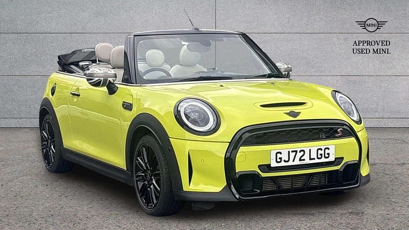 Yellow Used 2022 Mini Cooper S Exclusive Hatchback | £22,690 (Fair price) - Image 1/3