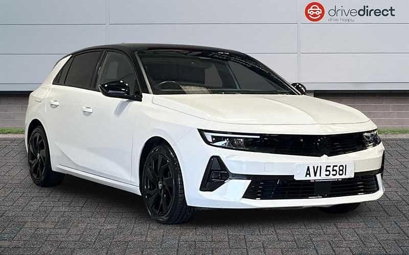 White Used 2024 Vauxhall Astra S Hatchback | £16,780 (Good price) - Image 1/4