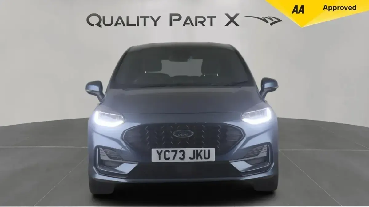 Begagnad Ford Fiesta ST-Line 125 HK (91 kW) 2023 Blå Halvkombi