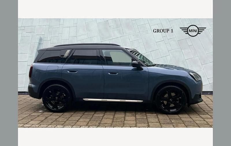 New Mini Countryman Exclusive 214 HP (157 kW) 2025 Blue SUV