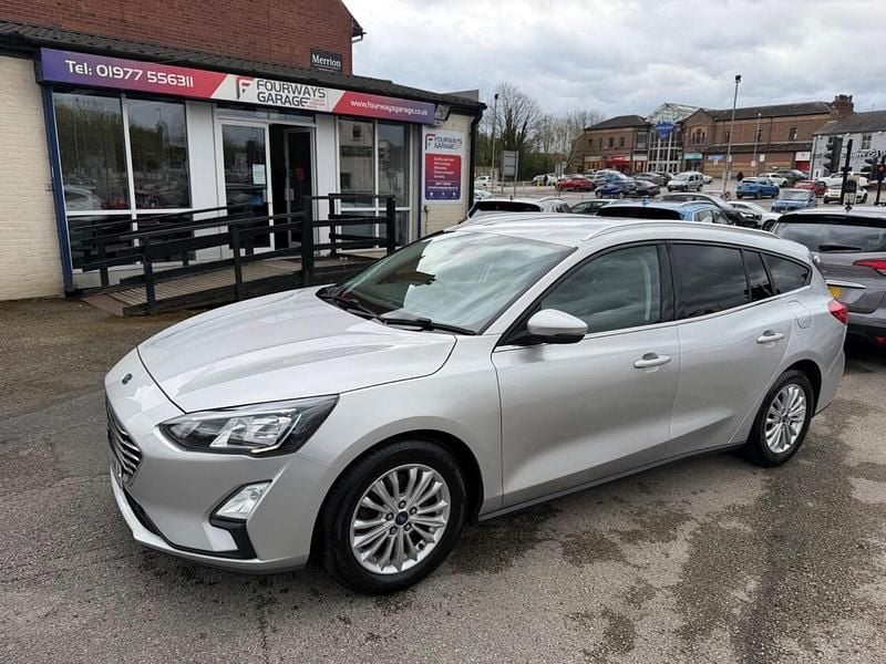 Used Ford Focus Titanium 2020 Silver Estate