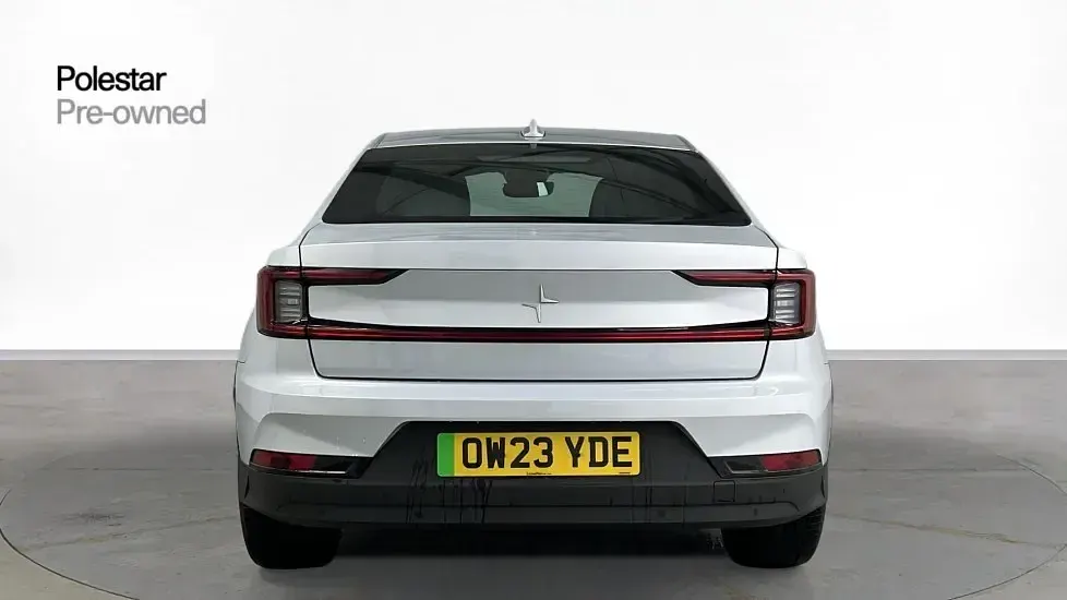 Usado Polestar 2 Standard Range Single Motor 169 kW (231 HP) 2023 Prateado Citadino