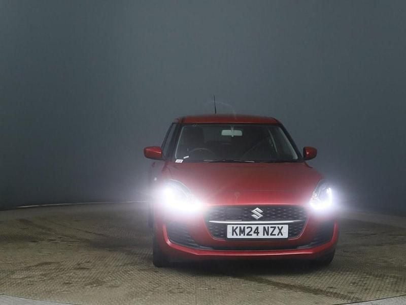 Used Suzuki Swift SZ-L 83 HP (61 kW) 2024 Red Hatchback