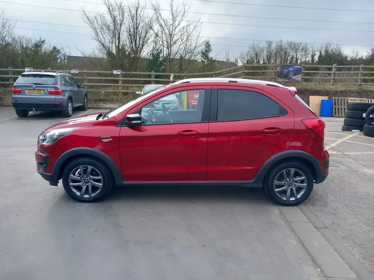 Used Ford Ka Plus Active 85 HP (62 kW) 2019 Red Hatchback