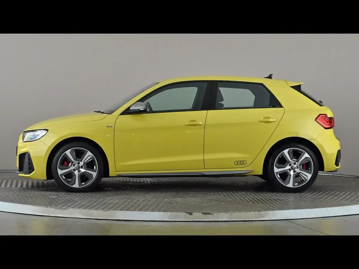 Used Audi A1 Competition 2019 Yellow SUV