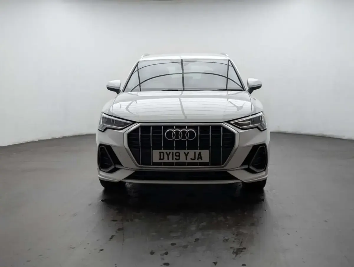 Usado Audi Q3 S-Line 150 CV (110 kW) 2019 Blanco SUV