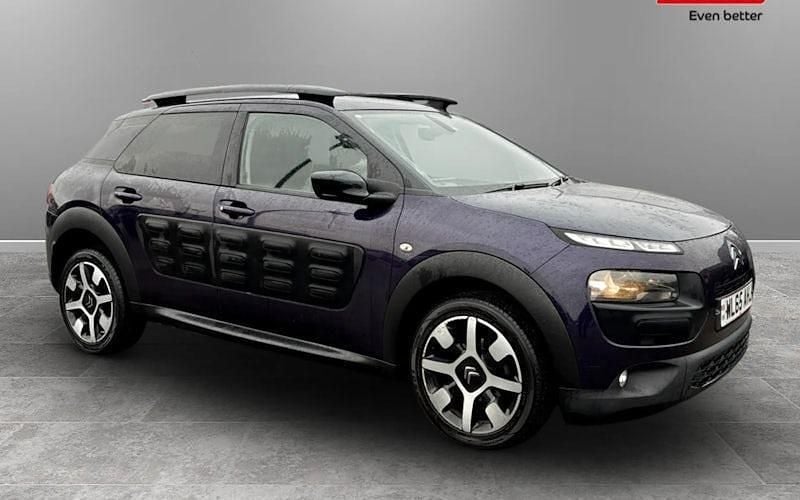 Used Citroën C4 Cactus Flair 99 HP (72 kW) 2016 Hatchback