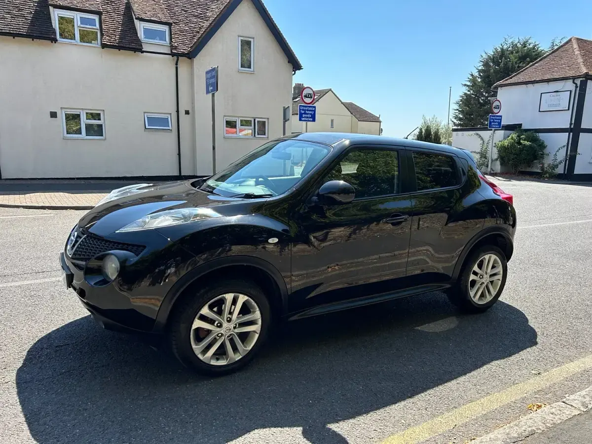 Used Nissan Juke Acenta 110 HP (80 kW) 2012 Black SUV