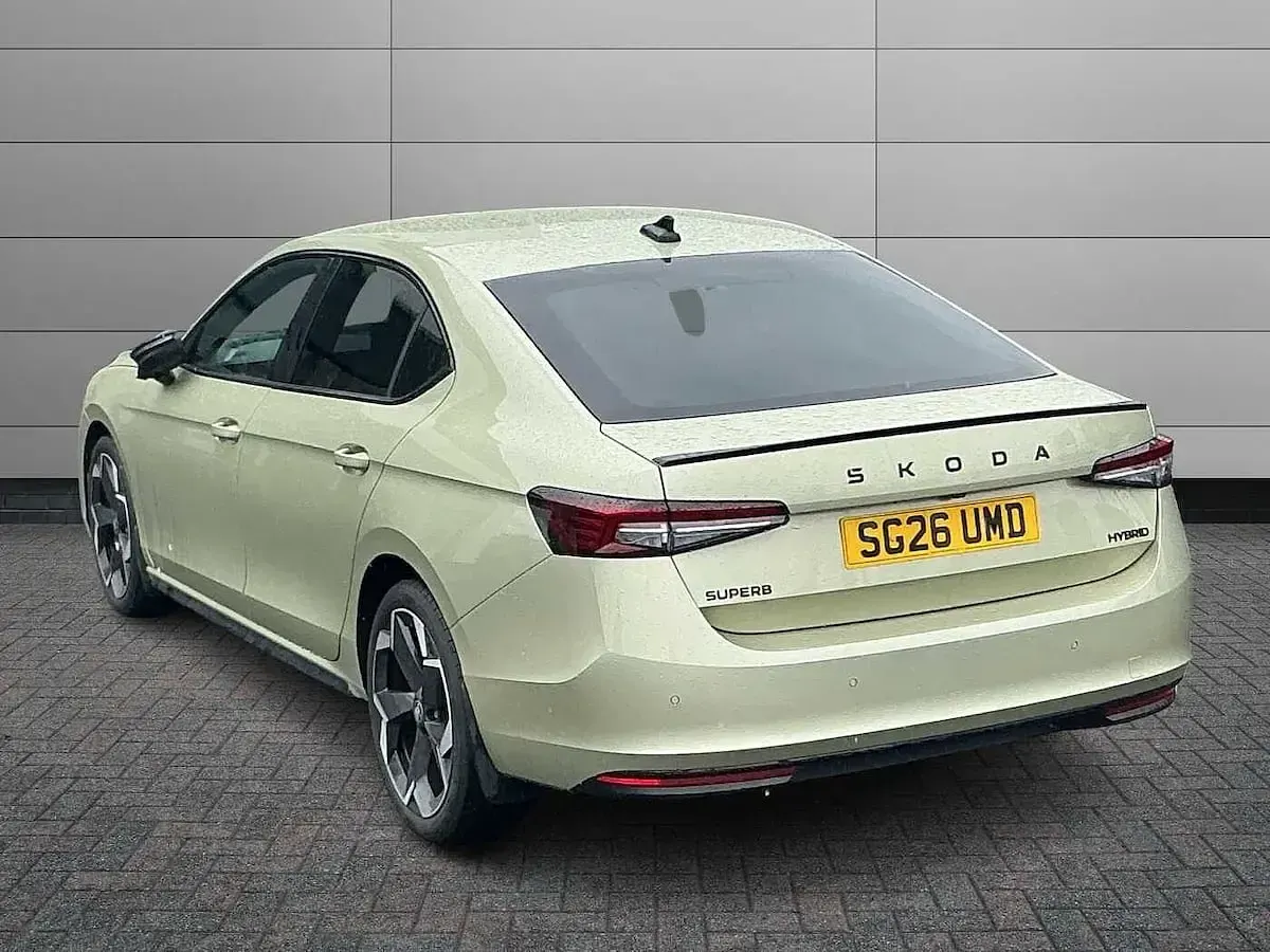 New Skoda Superb SportLine 110 HP (80 kW) 2026 Ice tea yellow metallic Hatchback