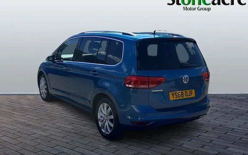 Used VW Touran SEL 150 HP (110 kW) 2025 Blue MPV