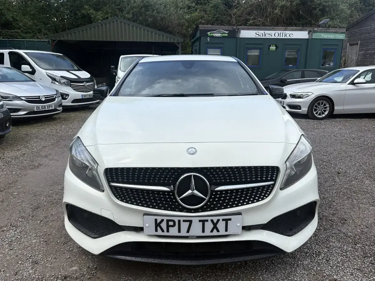 Used Mercedes A160 AMG line 2017 White Hatchback