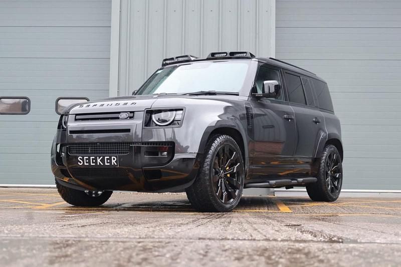 New Land Rover Defender HSE 2026 Grey SUV