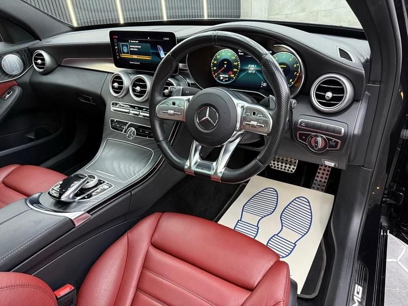 Begagnad Mercedes C43 AMG Premium Plus 2021 Svart Sedan