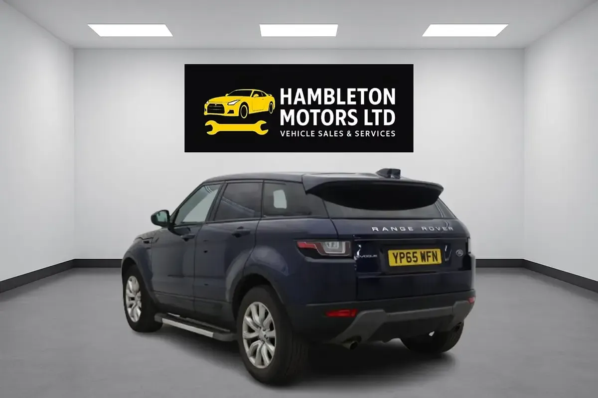 Used Land Rover Range Rover evoque SE 180 HP (132 kW) 2015 Blue Estate