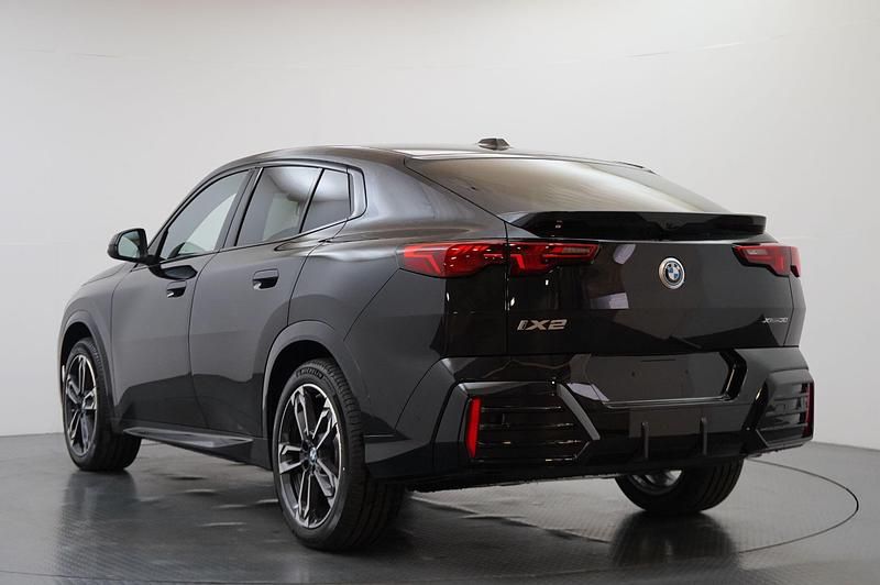 Used BMW iX2 M Sport 227 kW (309 HP) 2025 Black SUV
