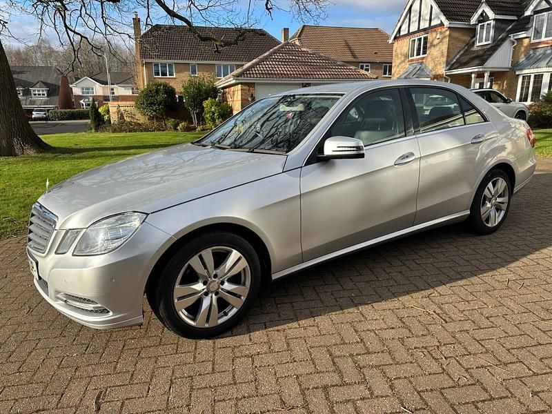 Used Mercedes E200 SE 2012 Silver Sedan