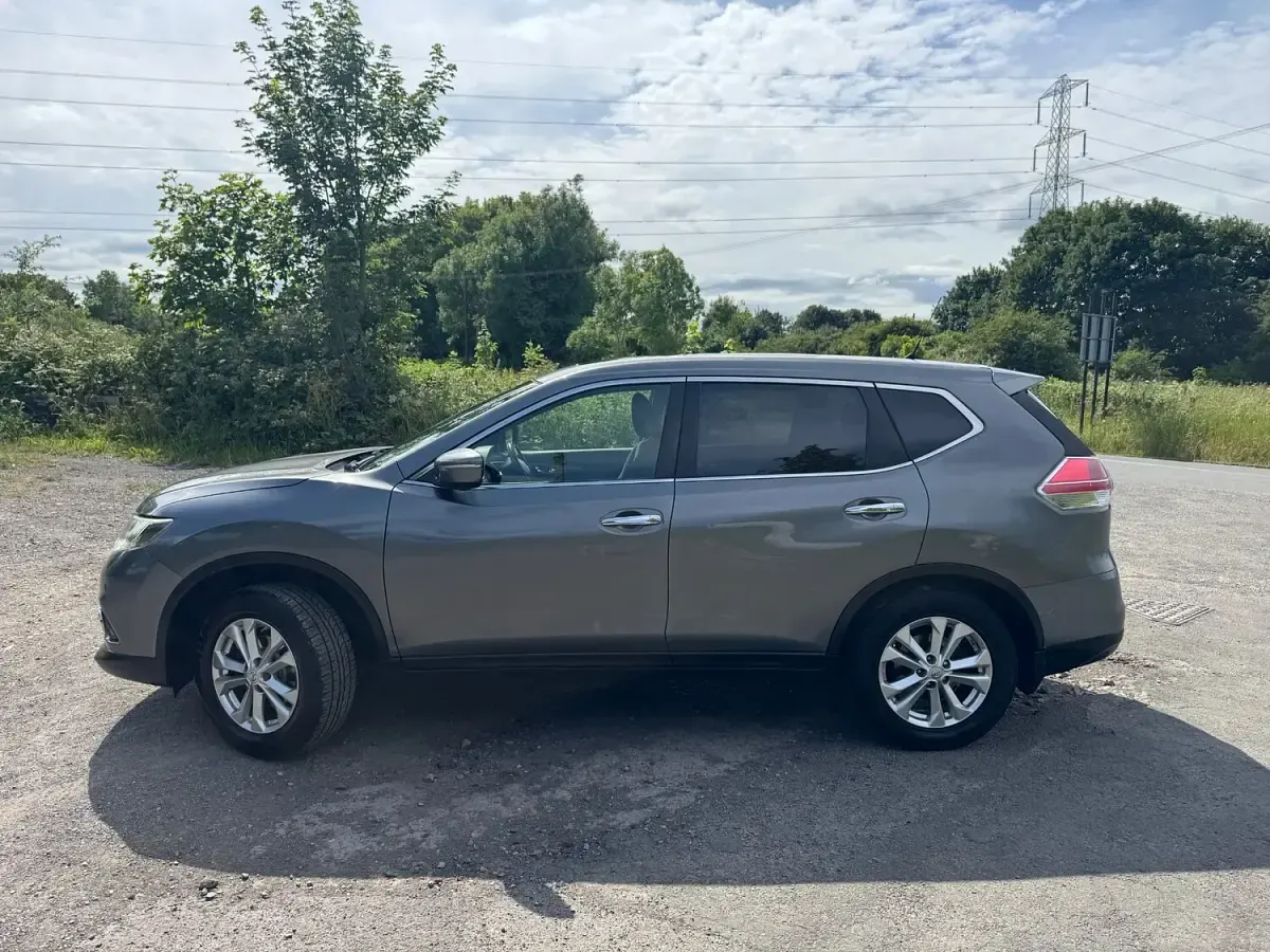 Used Nissan X-Trail Acenta 130 HP (95 kW) 2015 Grey SUV