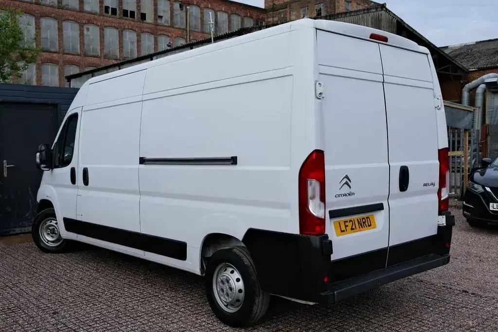 Begagnad Citroën Relay 2021 Vit Van