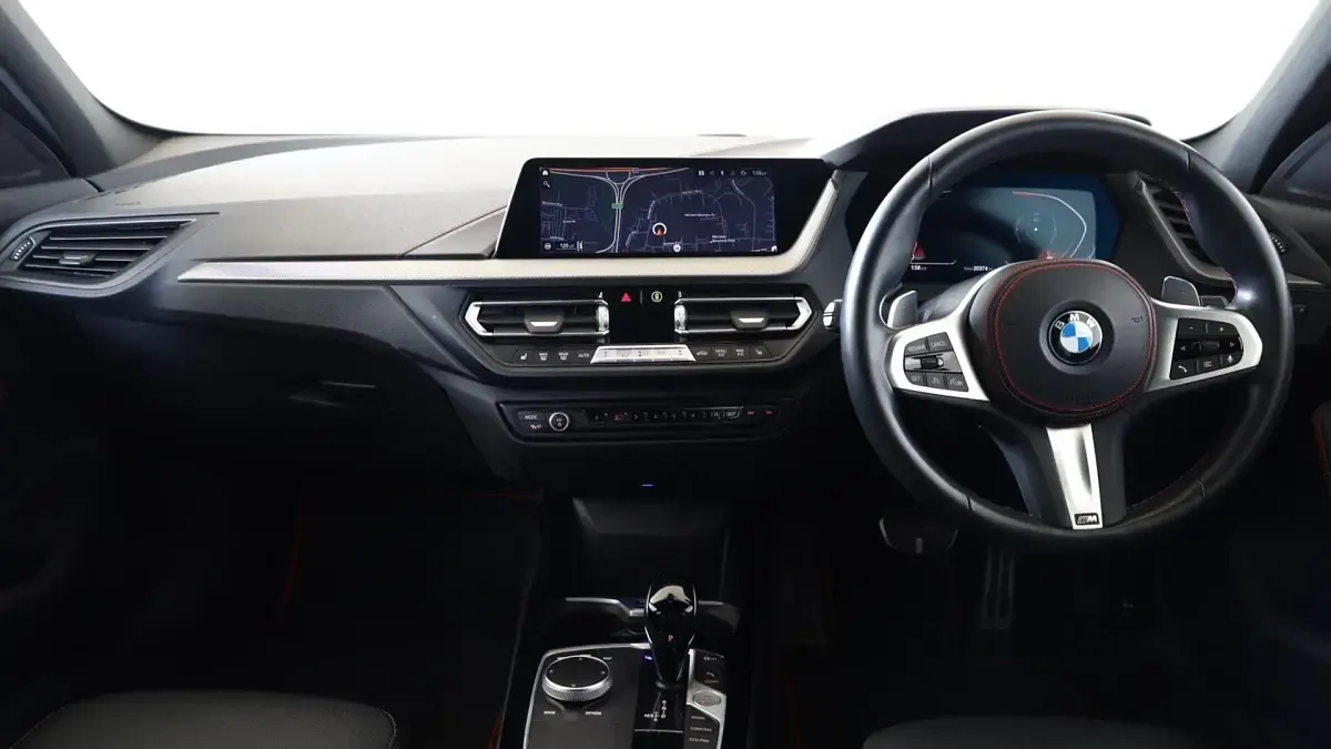Second-hand BMW 128 Shadowline 265 CP (194 kW) 2022 Alb Hatchback